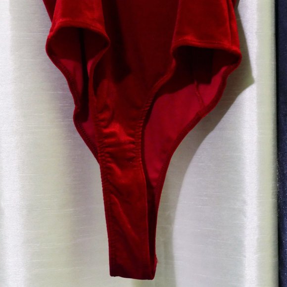 NWT BOZZOLO Red Velvet Pole Dancing Bodysuit SMALL - Picture 8 of 9